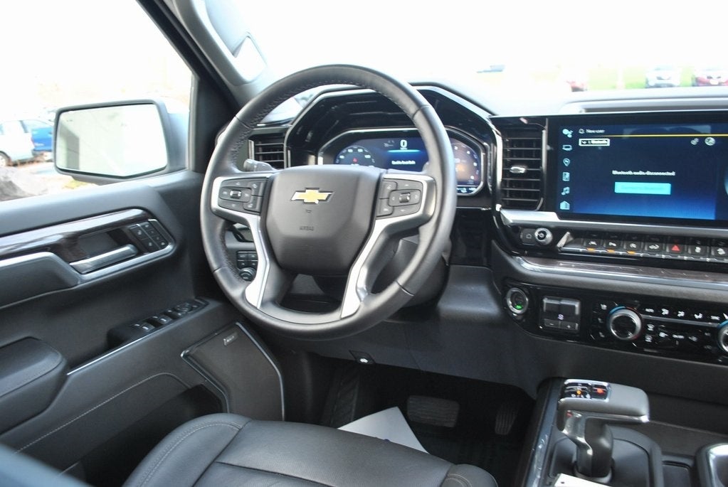 2023 Chevrolet Silverado 1500 LTZ Crew Cab 4x4